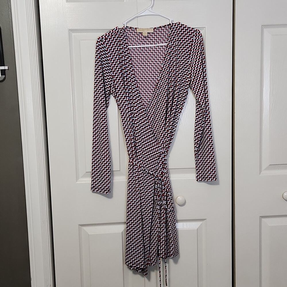Michael Kors Women's Multi-colored Chevron Wrap Knee Length Dress Size SM
